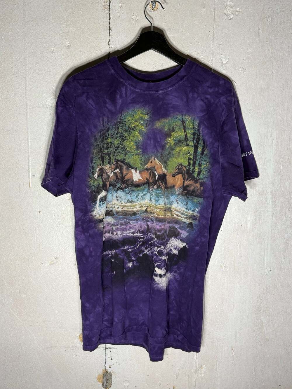 Vintage The Mountain Purple Tie Dye Horses Spring Creek Run Graphic T-Shirt Larg